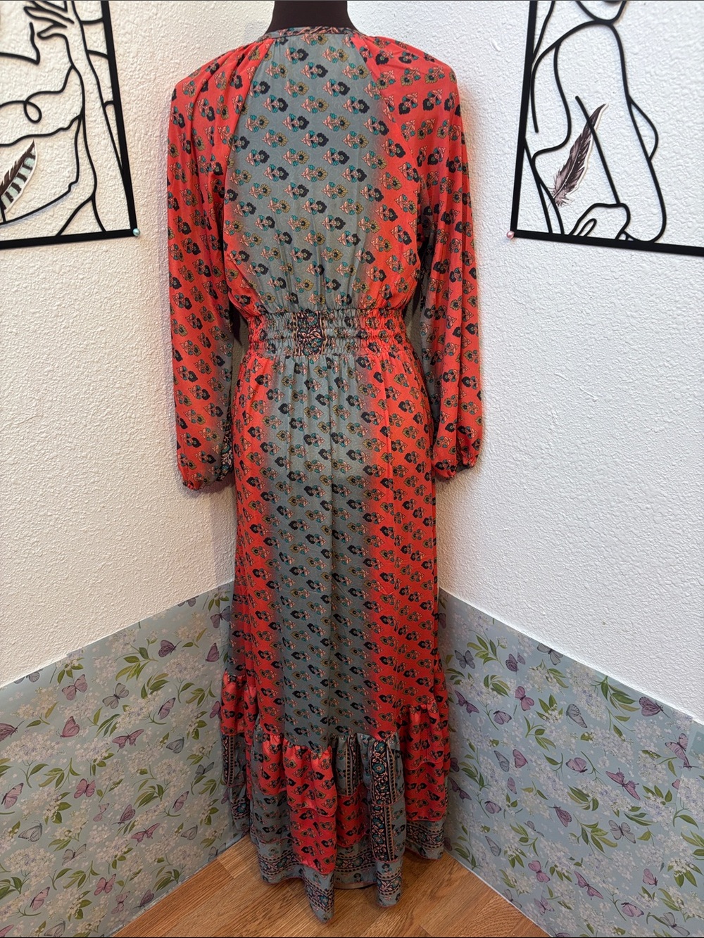 Beautiful coral pink and gray floral high-low tiered ruffle maxi dress. Size L. - Picture 3 of 15